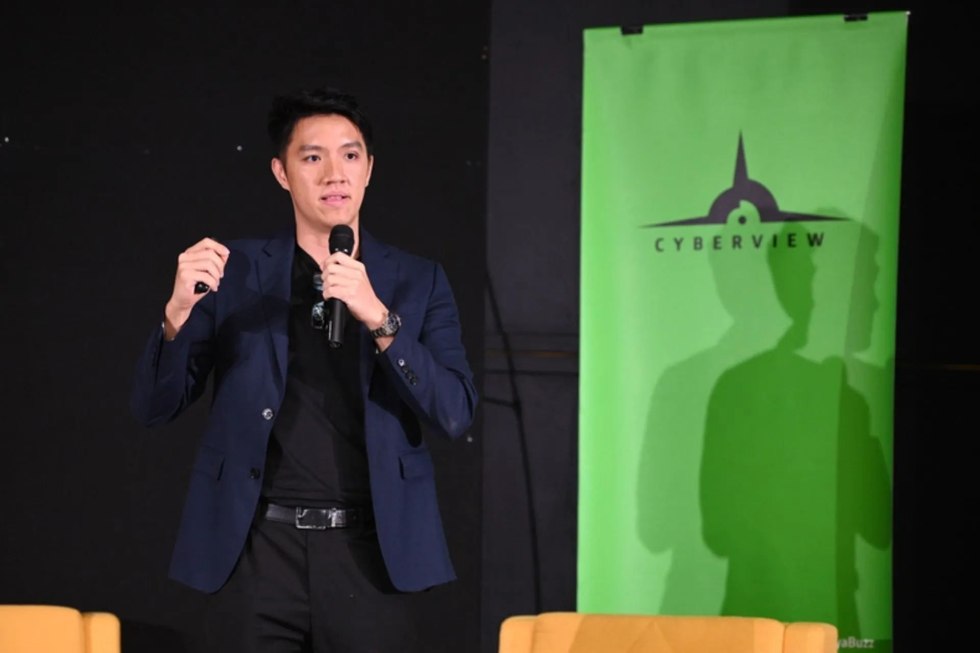 Daren Tan. Speaking at Cyberview’s CLLA Taster, 2023.